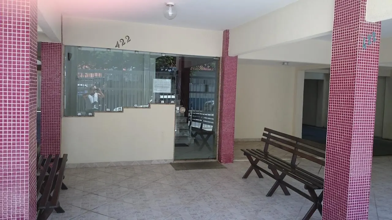Apartamento A 300 Metros Da Praia Do Forte Cabo Frio Brasilien